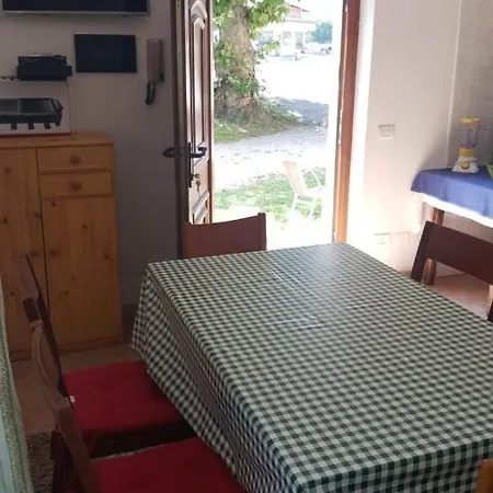 Casa Curti 1 아파트 *